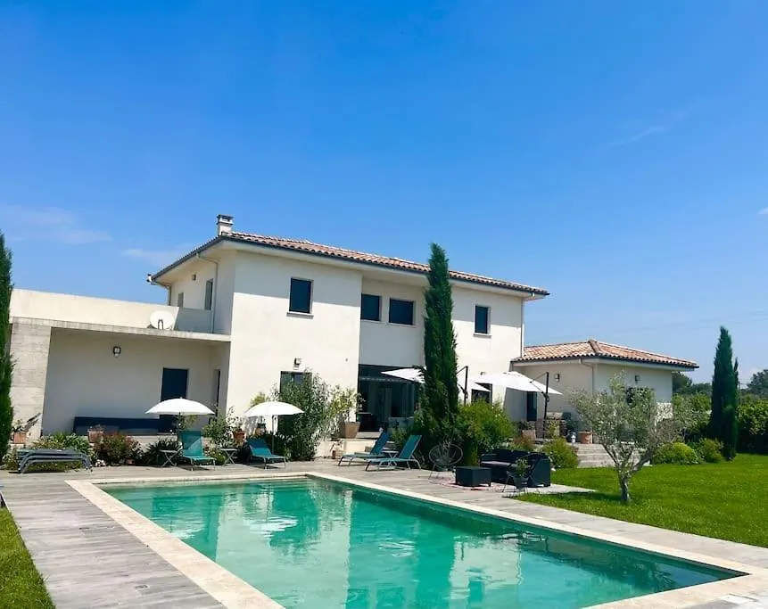 Villa La Maison De Famille Arles